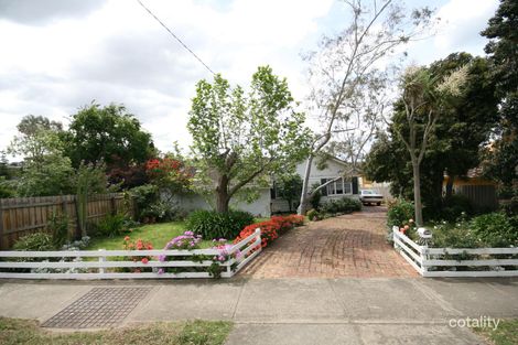 252 Roslyn Rd, Highton, VIC 3216