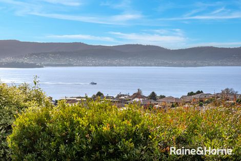 Property photo of 2/323 Churchill Avenue Sandy Bay TAS 7005