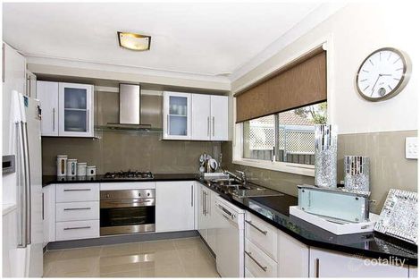 Property photo of 28 Howell Crescent South Windsor NSW 2756