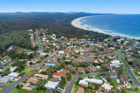 Property photo of 3 Oleander Drive Scotts Head NSW 2447