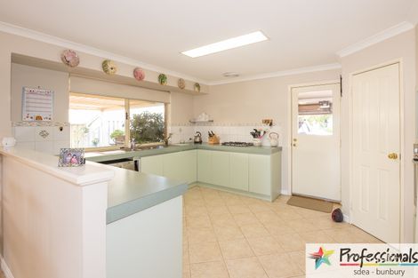 Property photo of 29 Burleigh Drive Australind WA 6233