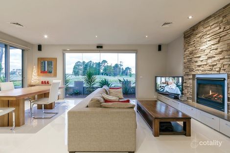 Property photo of 15 Sage Close Alfredton VIC 3350