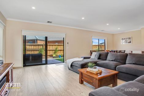 Property photo of 33 Viewside Way Point Cook VIC 3030