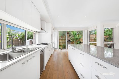 Property photo of 2/960 Burke Road Deepdene VIC 3103