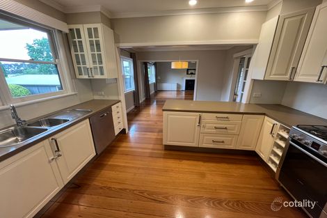 Property photo of 10 Loch Park Road Traralgon VIC 3844