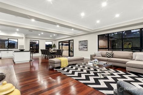 Property photo of 17 Willow Avenue Glen Waverley VIC 3150