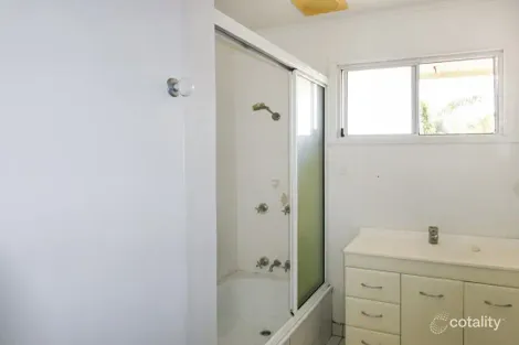 Property photo of 12 Clements Crescent Vincent QLD 4814