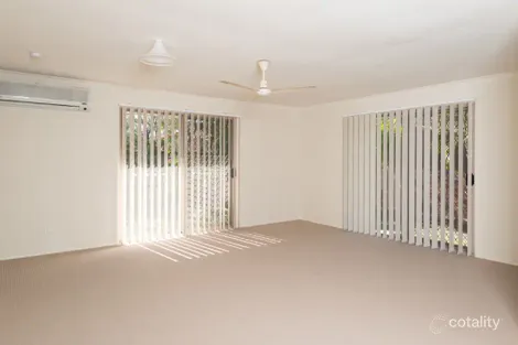 Property photo of 9 Seafoam Close Varsity Lakes QLD 4227