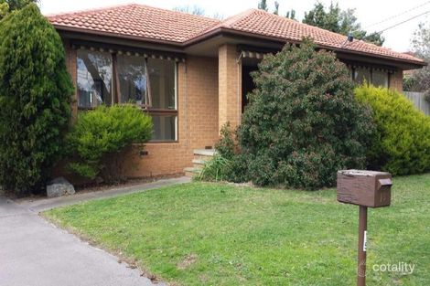 Property photo of 15 Marnebeck Court Cranbourne VIC 3977