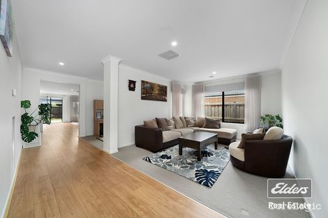 Property photo of 122 Grassbird Drive Point Cook VIC 3030