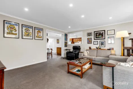 Property photo of 21 Karinga Avenue Craigmore SA 5114