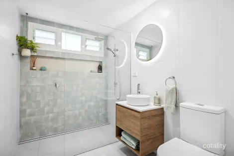 Property photo of 1 Crown Street Toukley NSW 2263