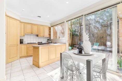 Property photo of 22 Stanley Parade Caulfield North VIC 3161