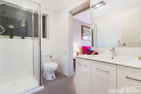 Property photo of 7 Darling Court Hampton Park VIC 3976