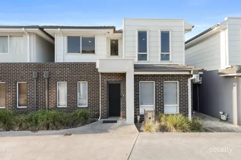 12 Kangaroo Paw Ct, Taylors Lakes, VIC 3038