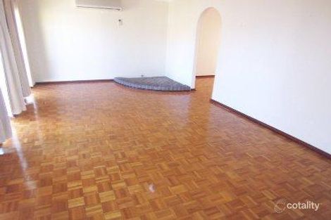 Property photo of 27 Pollard Way Warnbro WA 6169
