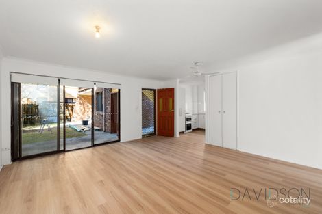 Property photo of 2/8 Oceanic Drive Mermaid Waters QLD 4218