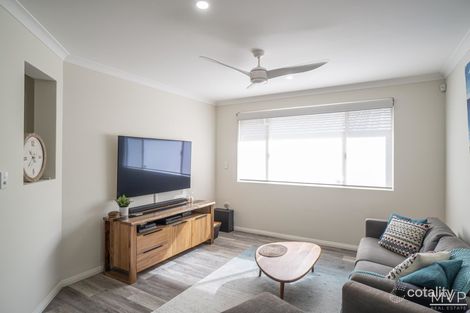 Property photo of 11 Plane Tree Grove O'Connor WA 6163