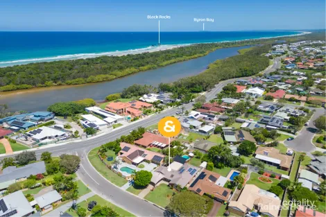 Property photo of 4 Balmoral Street Pottsville NSW 2489