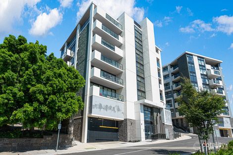 Property photo of E302/2 Moonering Drive Coburg VIC 3058