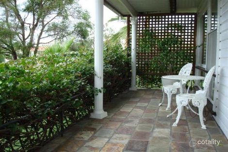 Property photo of 2 Hartzer Place Tarro NSW 2322
