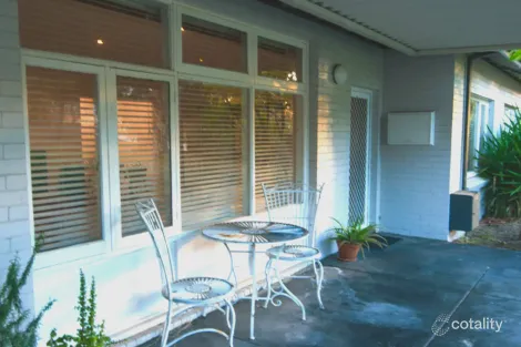 Property photo of 11 Weston Drive Swan View WA 6056