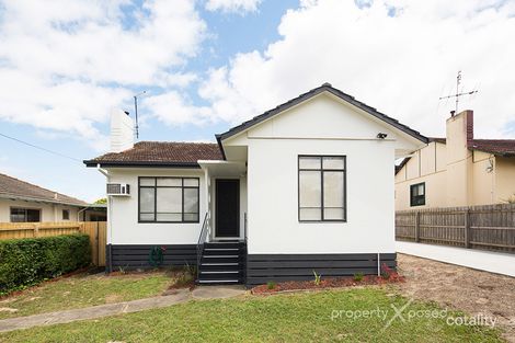 13 Hawthorn Rd, Doveton, VIC 3177