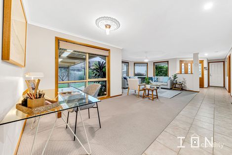 Property photo of 4 Waterville Vista Cranbourne VIC 3977