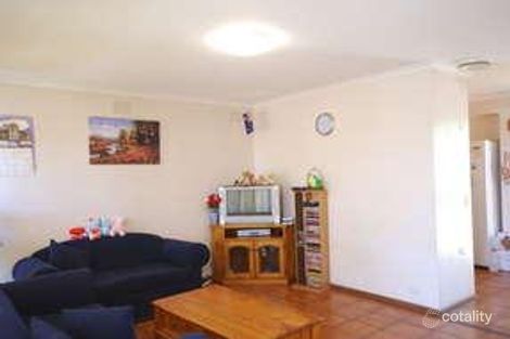 Property photo of 26 Endeavour Drive Cranbourne North VIC 3977