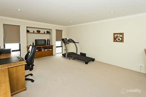 Property photo of 8 Orixa Crescent Stirling WA 6021