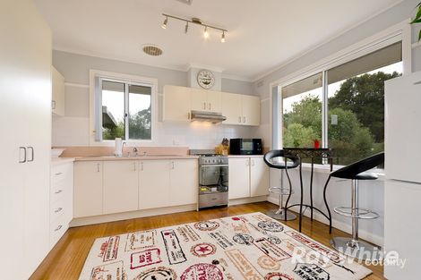 Property photo of 21 Karella Crescent Mornington VIC 3931