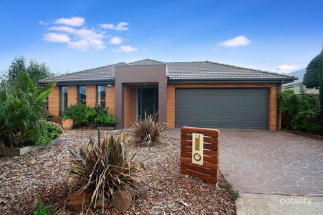 Property photo of 16 Matlock Street Caroline Springs VIC 3023