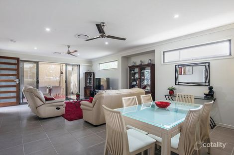186/299 Napper Rd, Arundel, QLD 4214