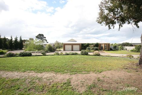 23-25 Woods Rd, St Albans Park, VIC 3219