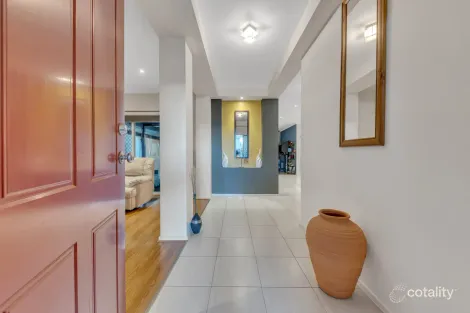 Property photo of 9 Lakewood Boulevard Melton VIC 3337