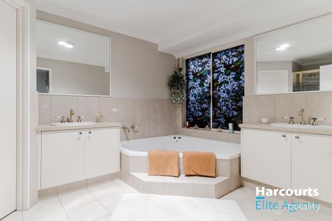 Property photo of 26 Bayeux Avenue Port Kennedy WA 6172