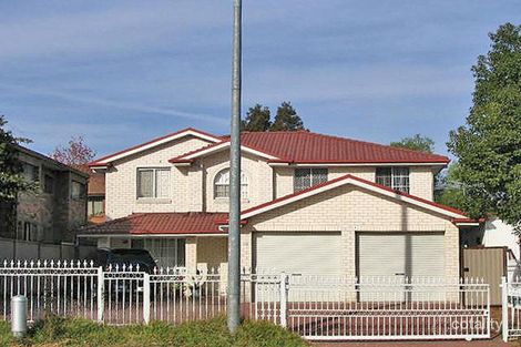 112 Cabramatta Rd E, Cabramatta, NSW 2166