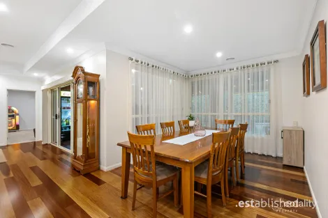 Property photo of 23 Autumn Fields Circuit Tarneit VIC 3029