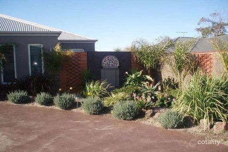 Property photo of 13 Samuel Way Mornington VIC 3931
