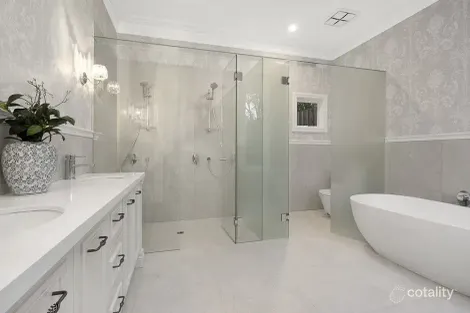 Property photo of 52 Tower Road Balwyn North VIC 3104