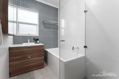Property photo of 18 Avro Avenue Hendon SA 5014