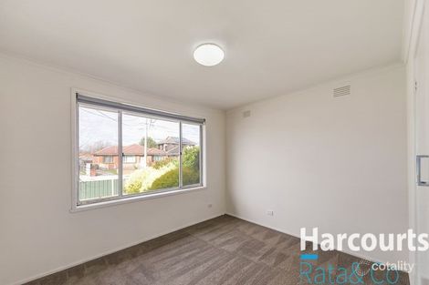Property photo of 43 Tunbridge Crescent Lalor VIC 3075