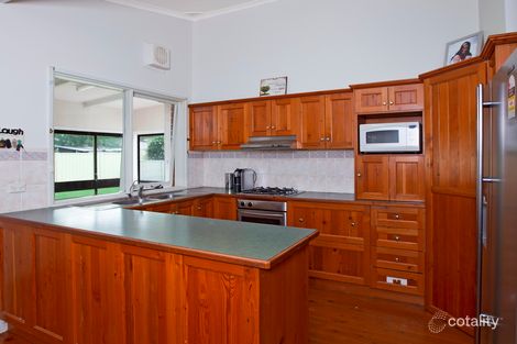 Property photo of 5 Kahlua Crescent Bomaderry NSW 2541