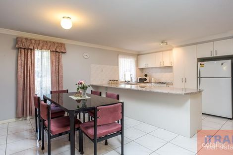 Property photo of 2 Yarran Grove Bayswater VIC 3153