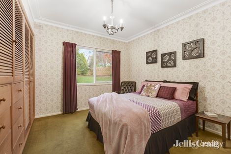 Property photo of 9 Velma Grove Ringwood East VIC 3135