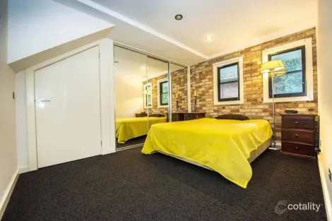Property photo of 58 Broadway Elwood VIC 3184