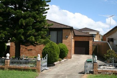 11 Binda St, Merrylands West, NSW 2160