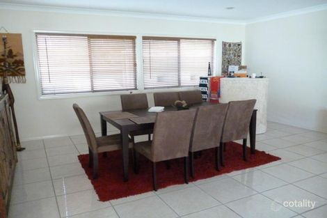 Property photo of 547 Oyster Cove Promenade Helensvale QLD 4212