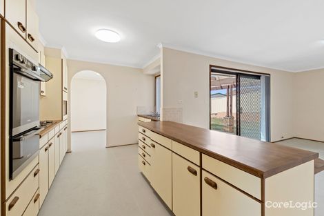 Property photo of 9 Montague Place Rosemeadow NSW 2560