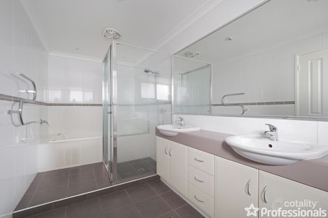 Property photo of 27 Whitcombe Way Alexander Heights WA 6064
